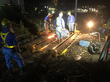 溶接（損傷レール）